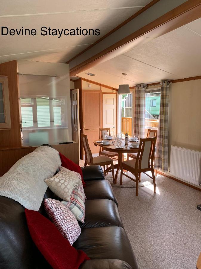 Devine Staycations At 38 Riverside Hawick Esterno foto